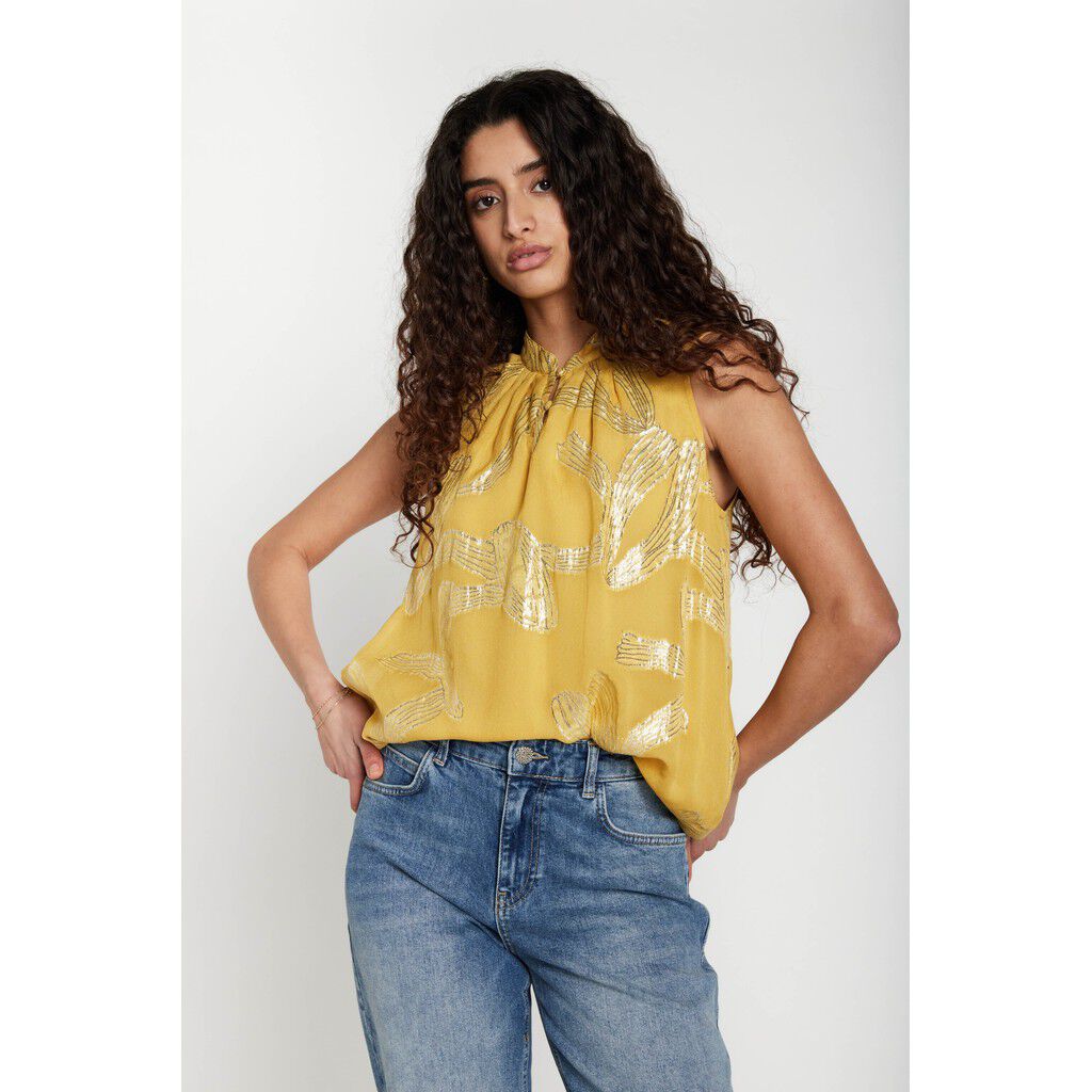 AmmandraBBTracey top