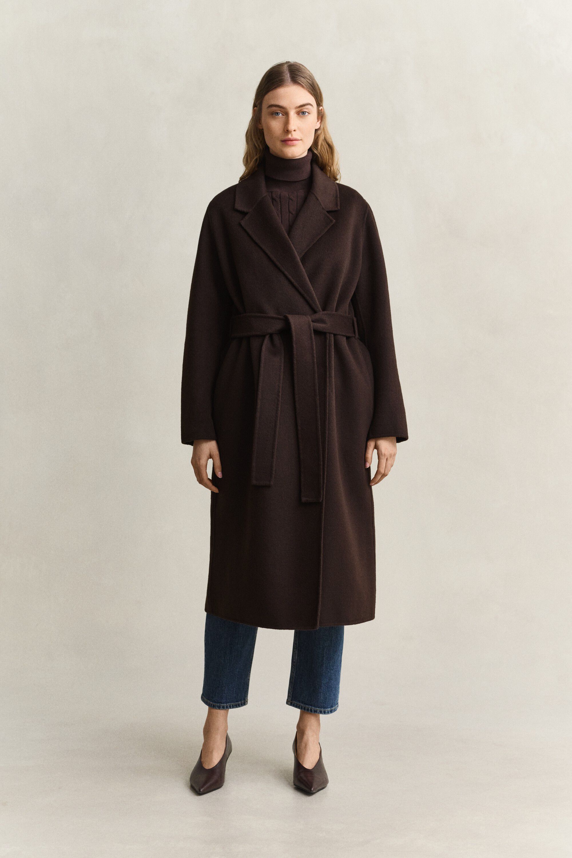 HANDSTITCHED BELTED COAT