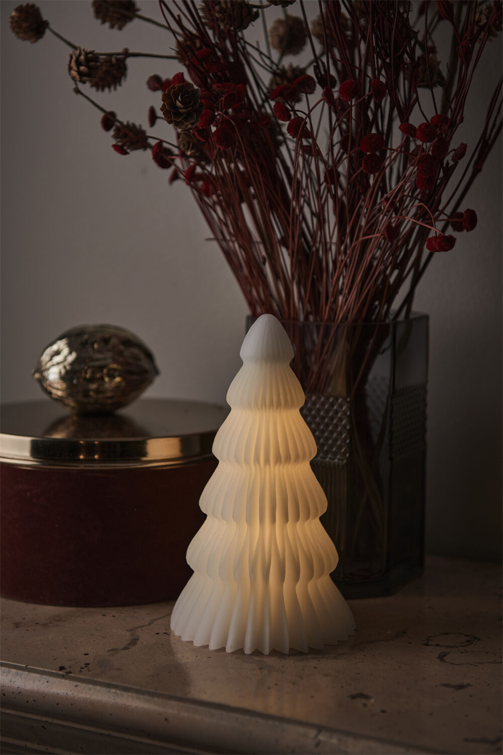 Claire Juletr&aelig; H:19 cm.