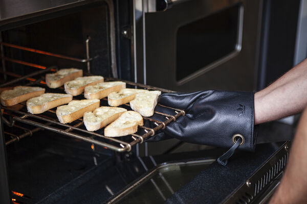 Klassisk Ultimativ Grill&Ovn handske SORT