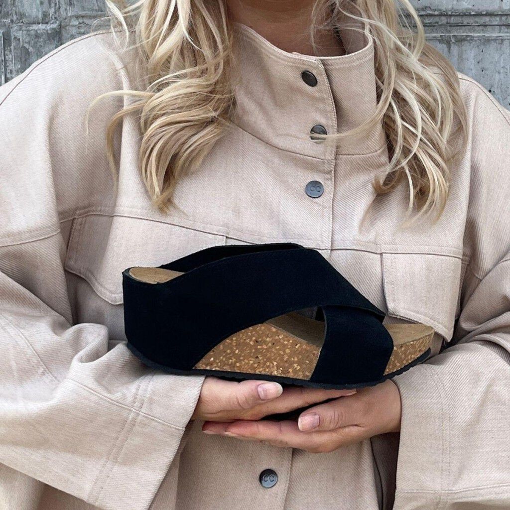 FRANCES 23 Suede