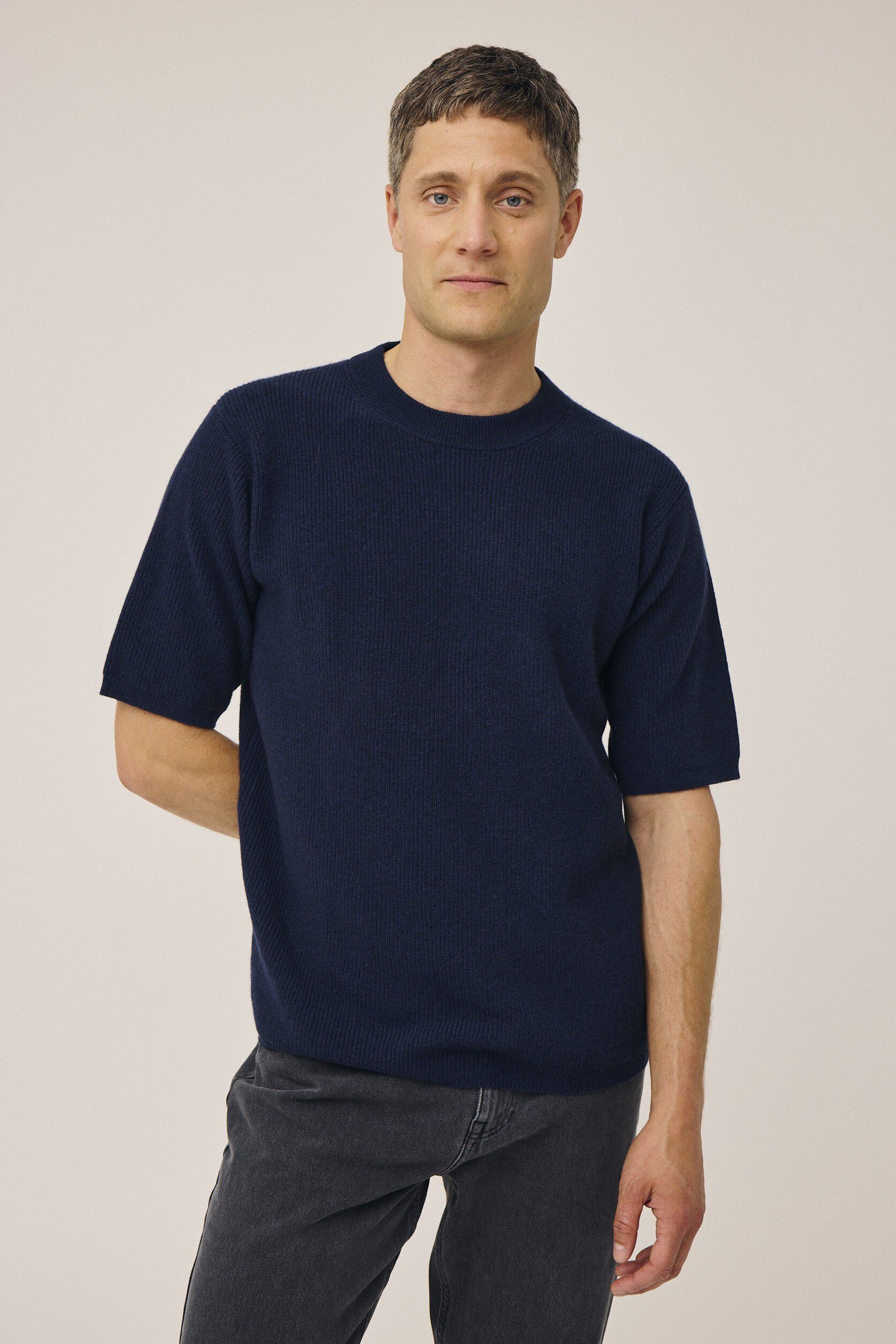 Mads 6 Rib strik t-shirt - 100% Cashmere