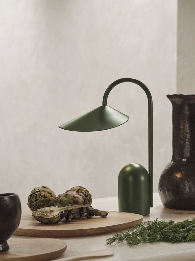 Arum Portable Lamp - Grass Green