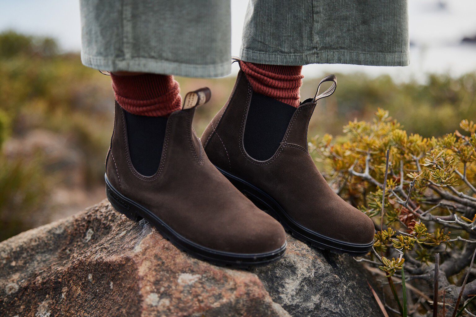 BL 2410 ELASTIC SIDED BOOT
