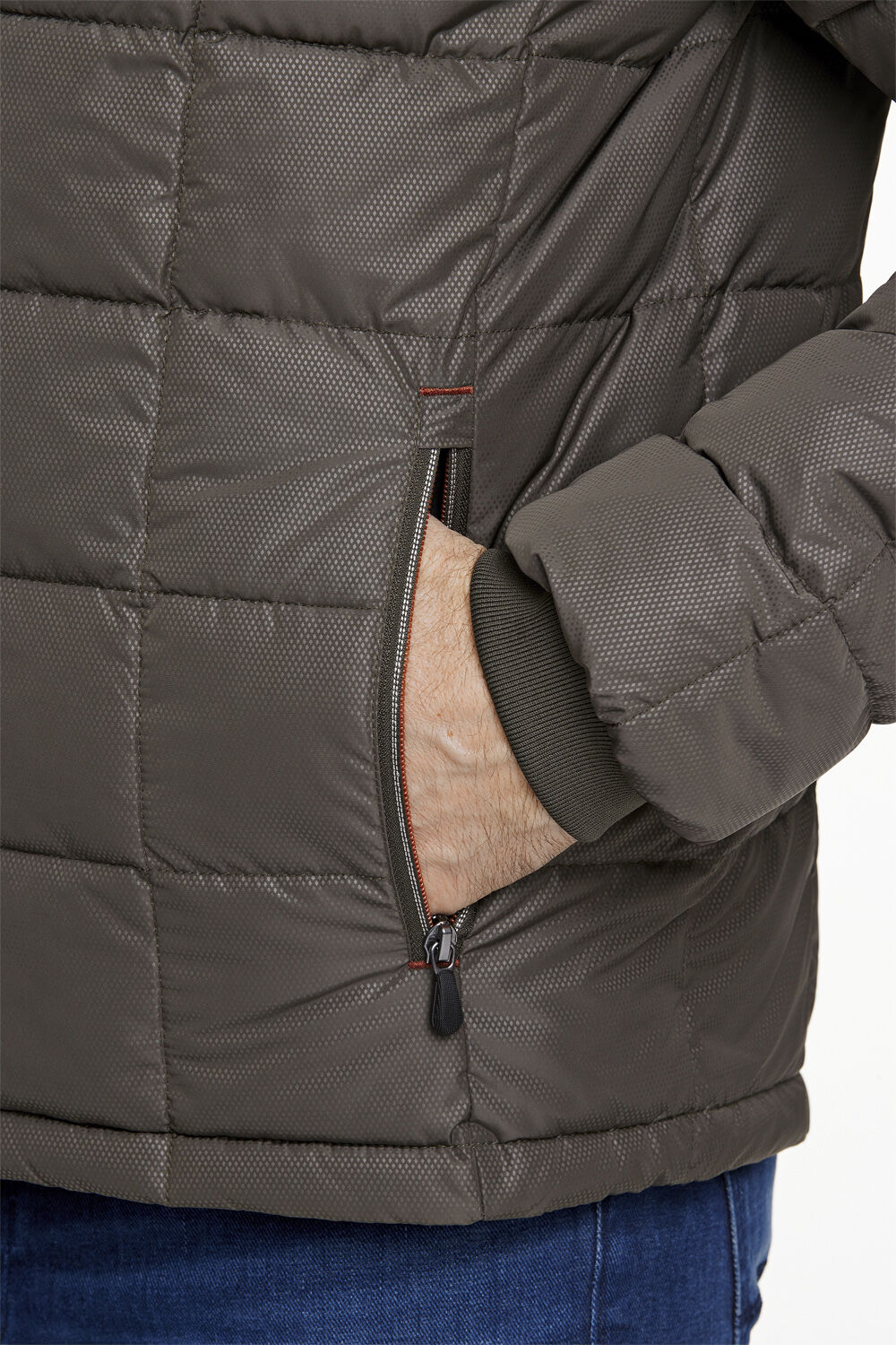 Jacket with primaloft