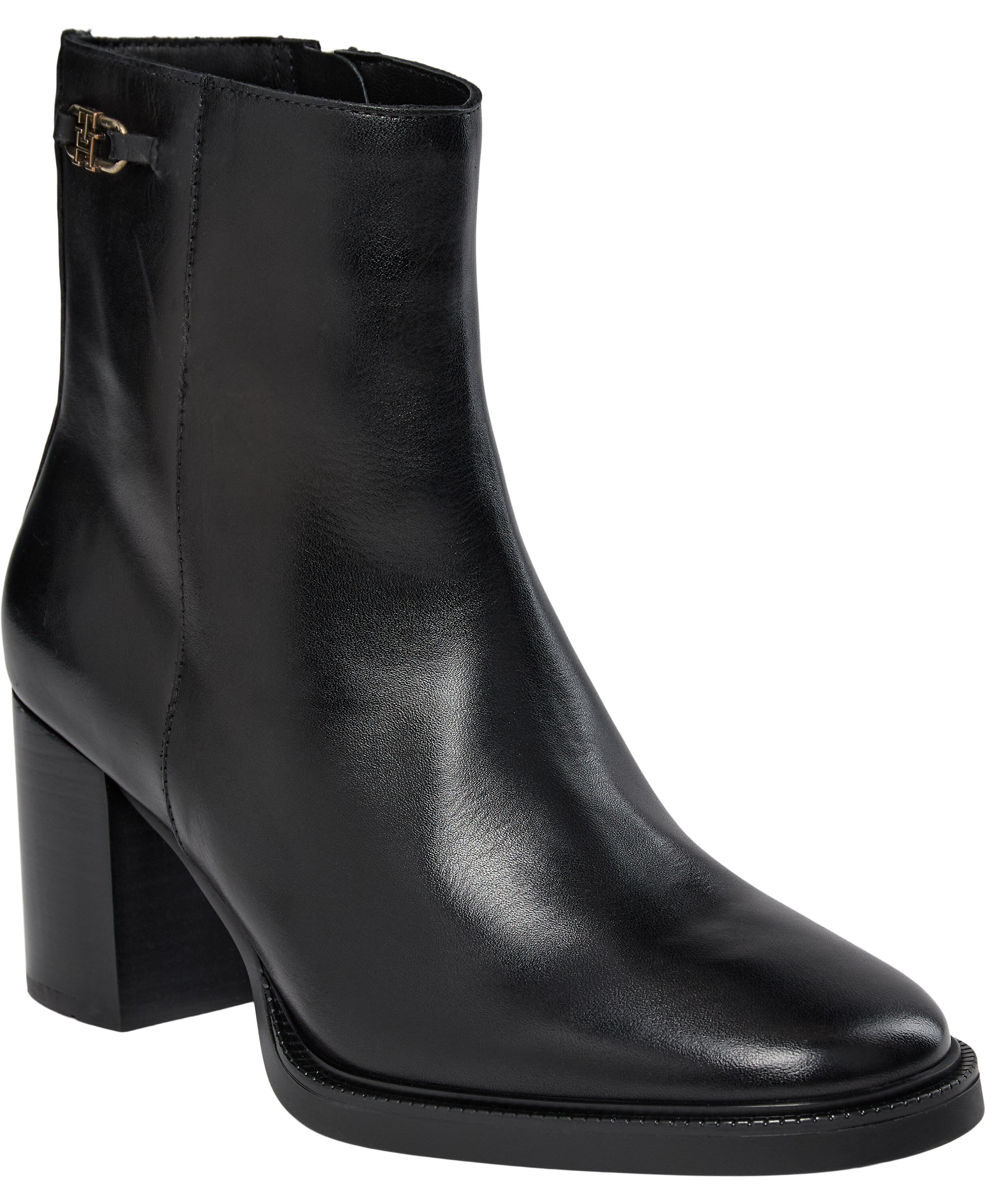 STACKED HEEL LEATHER ANKLE BOOT