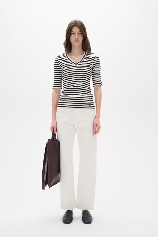 DagnaIW Striped V T-Shirt