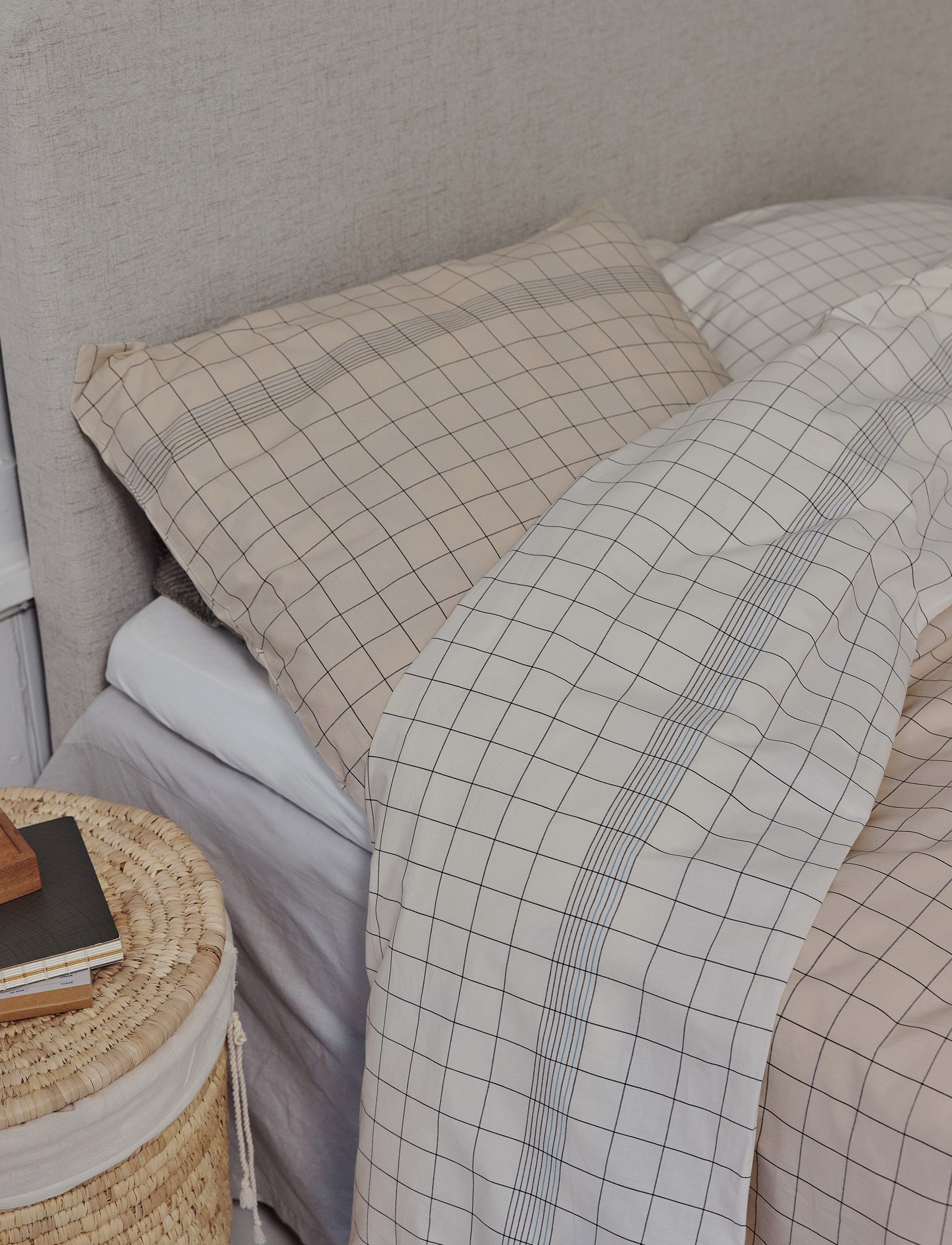 Vibeke Klint senget&oslash;y 140x200 cm/50x70 cm white