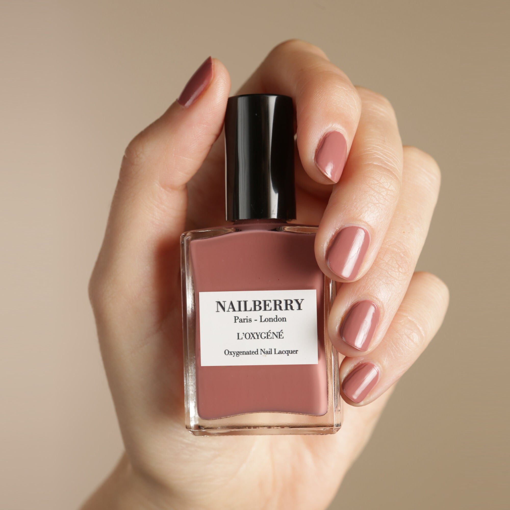 NAILBERRY Cashmere
