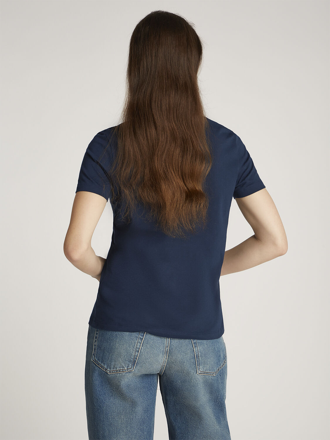 REG CORP LOGO C-NK SS