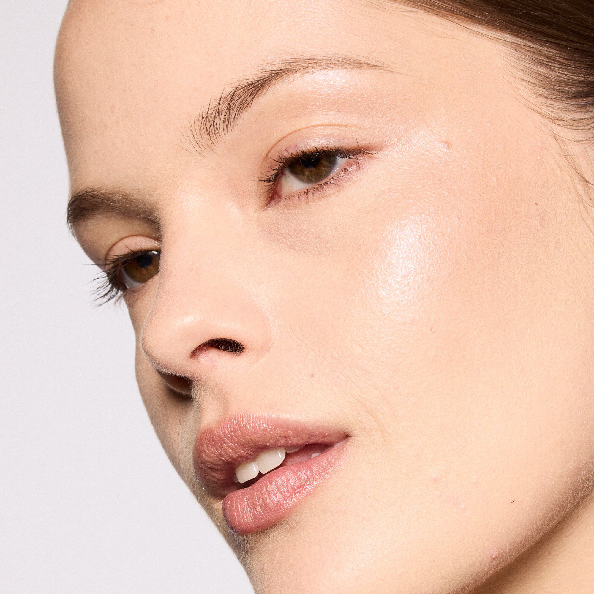 Glow Play Bouncy Highlighter
