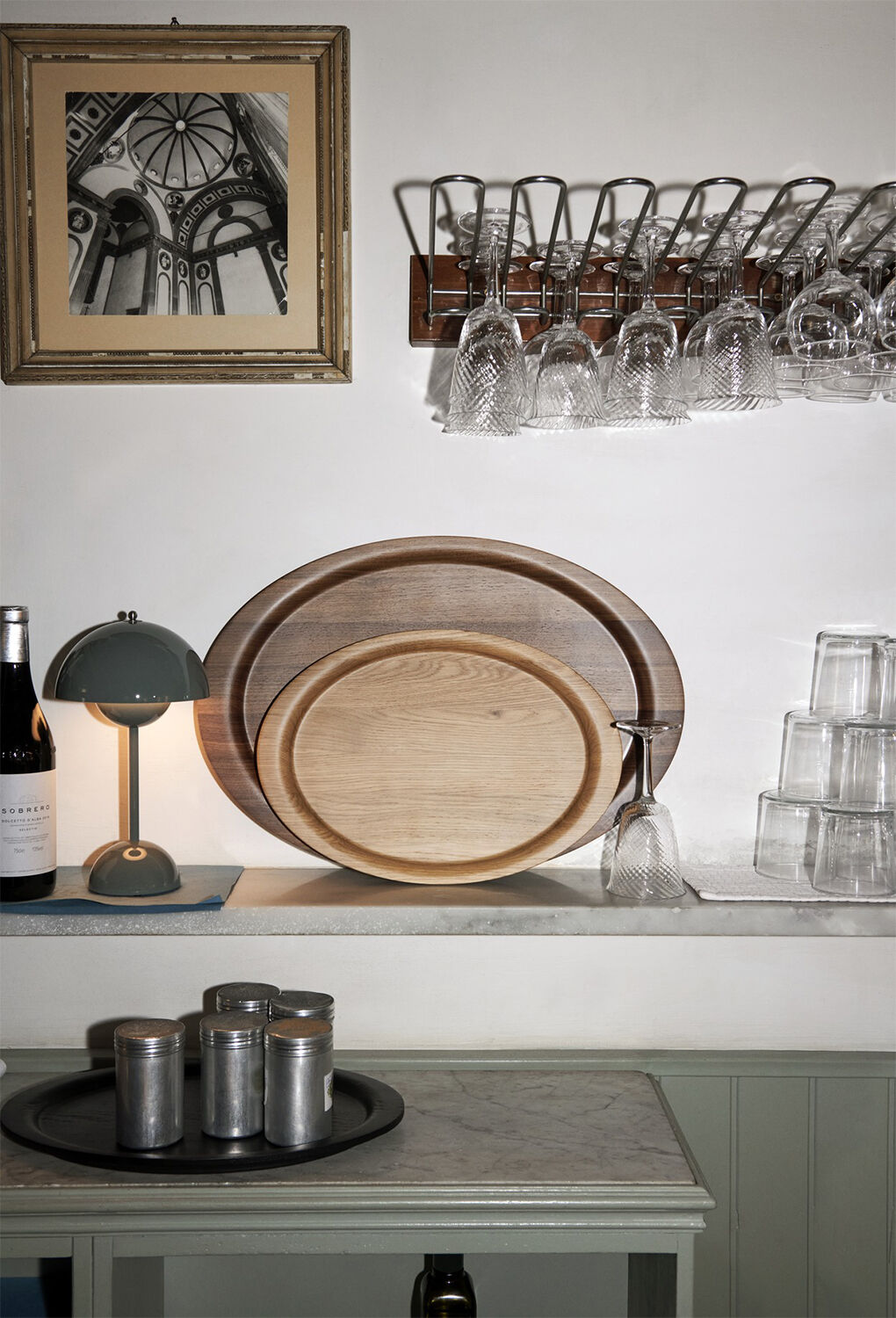 Flowerpot Portable Lamp VP9, Magnetic Charger