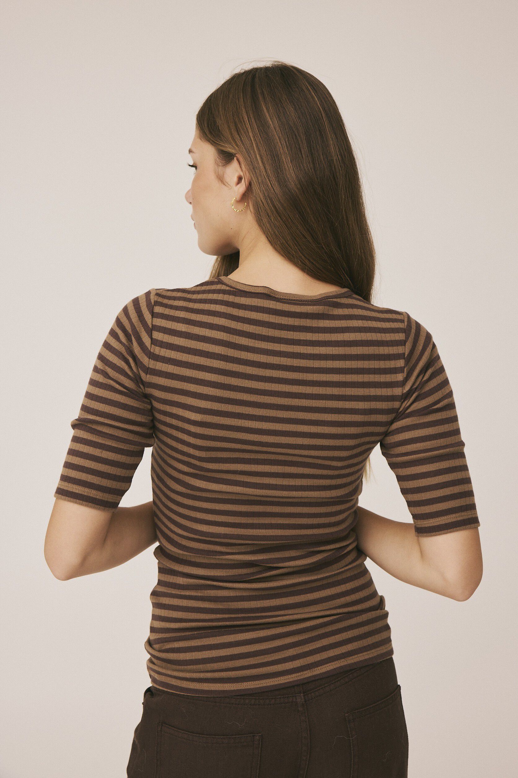 Milla 23 Short sleeve top - 100% Organic Cotton GOTS