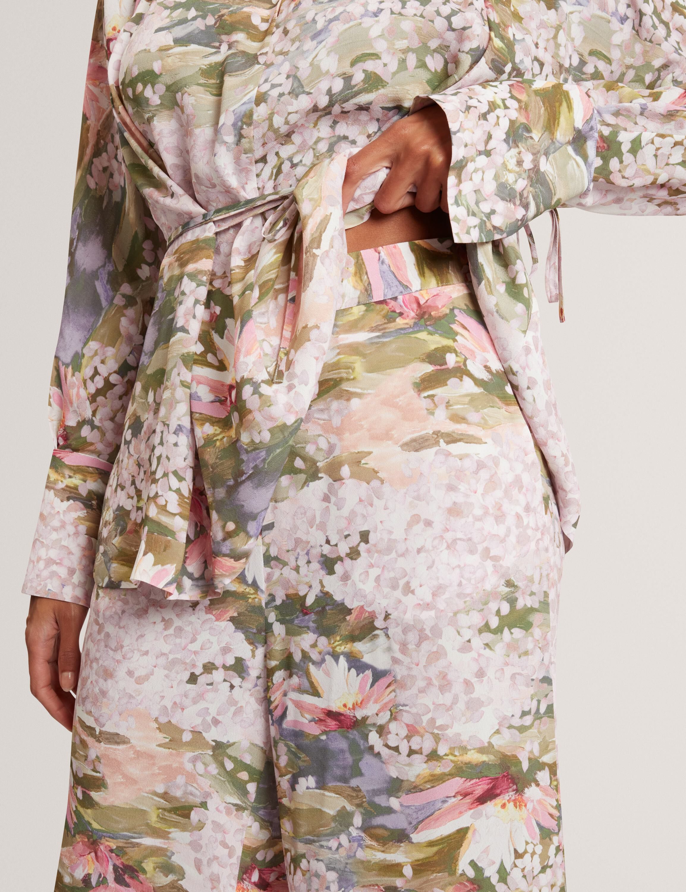 SPIREE Wide Leg Printed Trousers