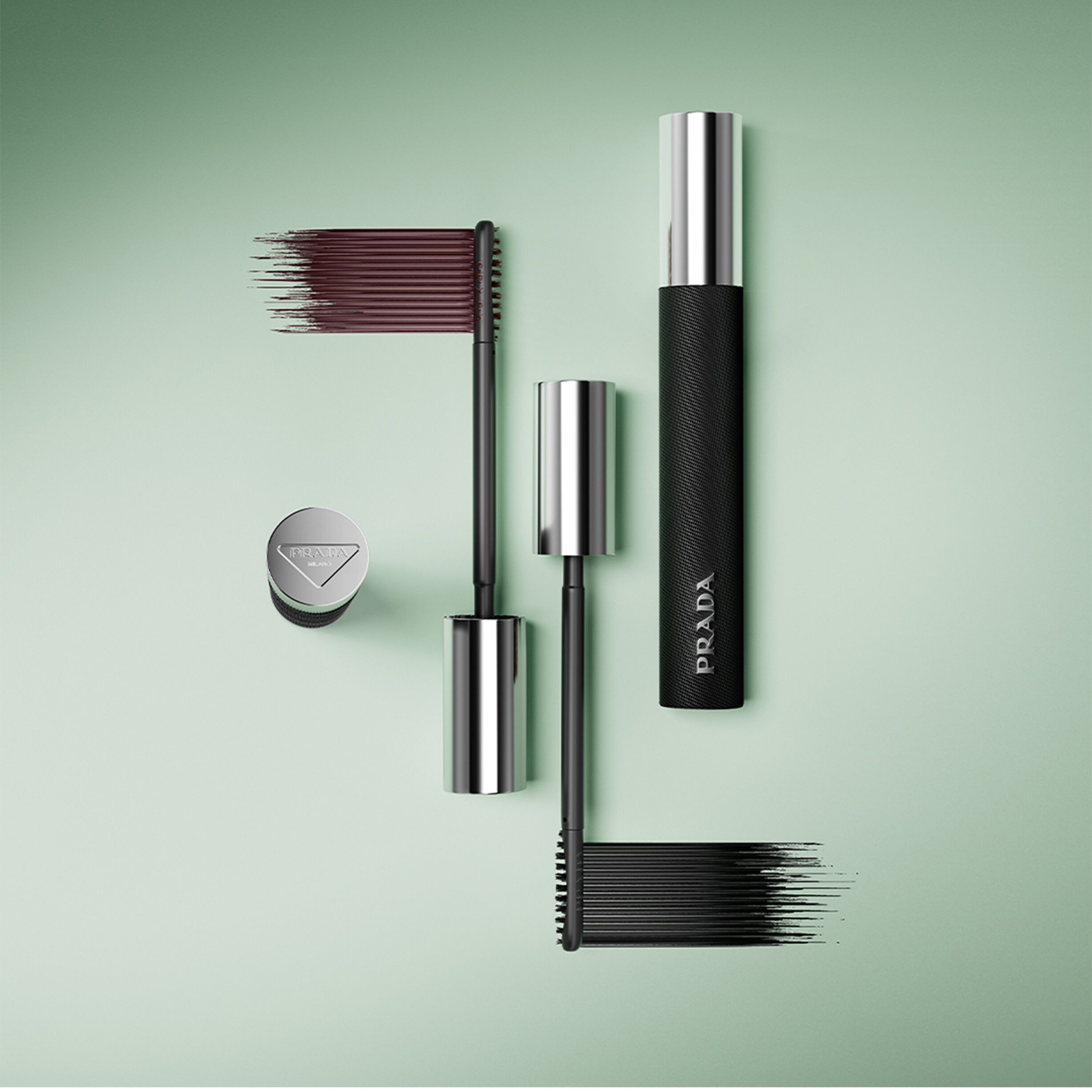 Pradascope Lash Extending Volume Mascara, for visibly longer and fulle
