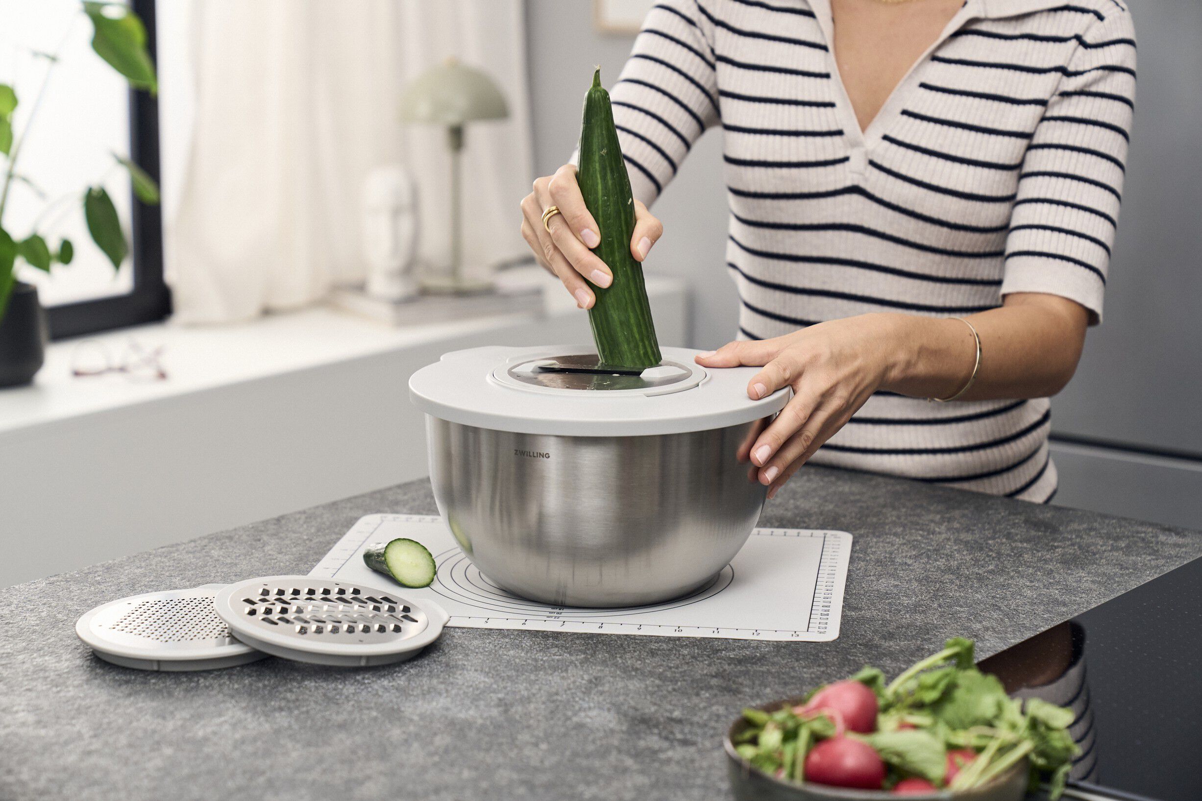 Fresh & Save BOWLS Vakuumsk&aring;l L / 26 cm, Rustfrit st&aring;l, S&oslash;lv