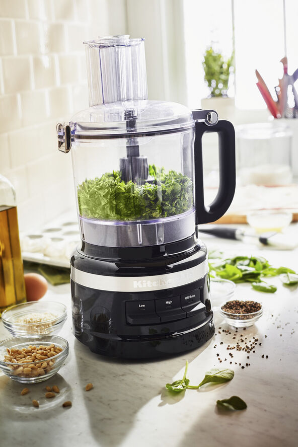7 Cup foodprocessor matt sort 1,7 liter L19,5cm B1