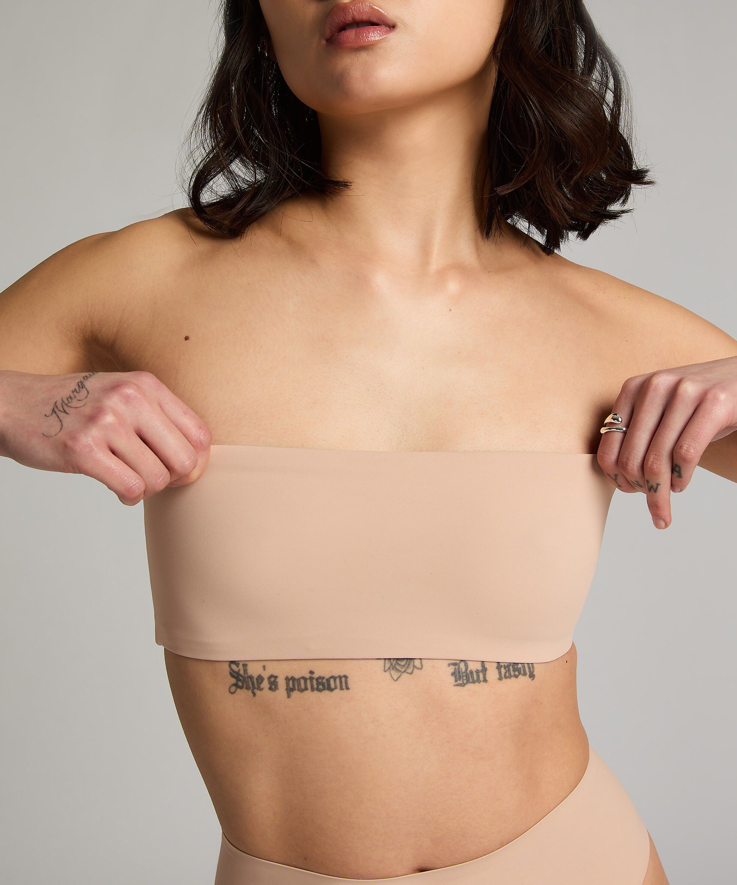 SMOOTH BANDEAU BRALETTE