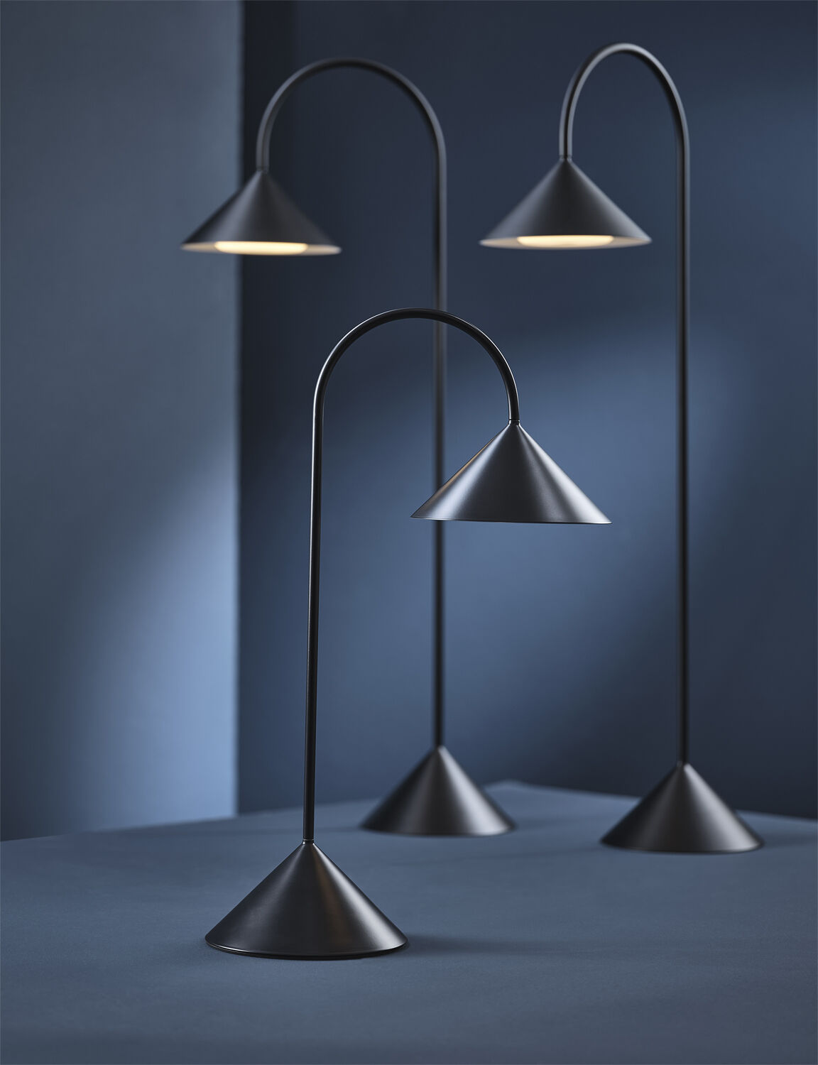 Grasp Portable Table Lamp H47