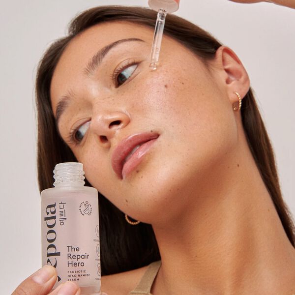 The Repair Hero - Plejende serum med probiotika og niacinamid