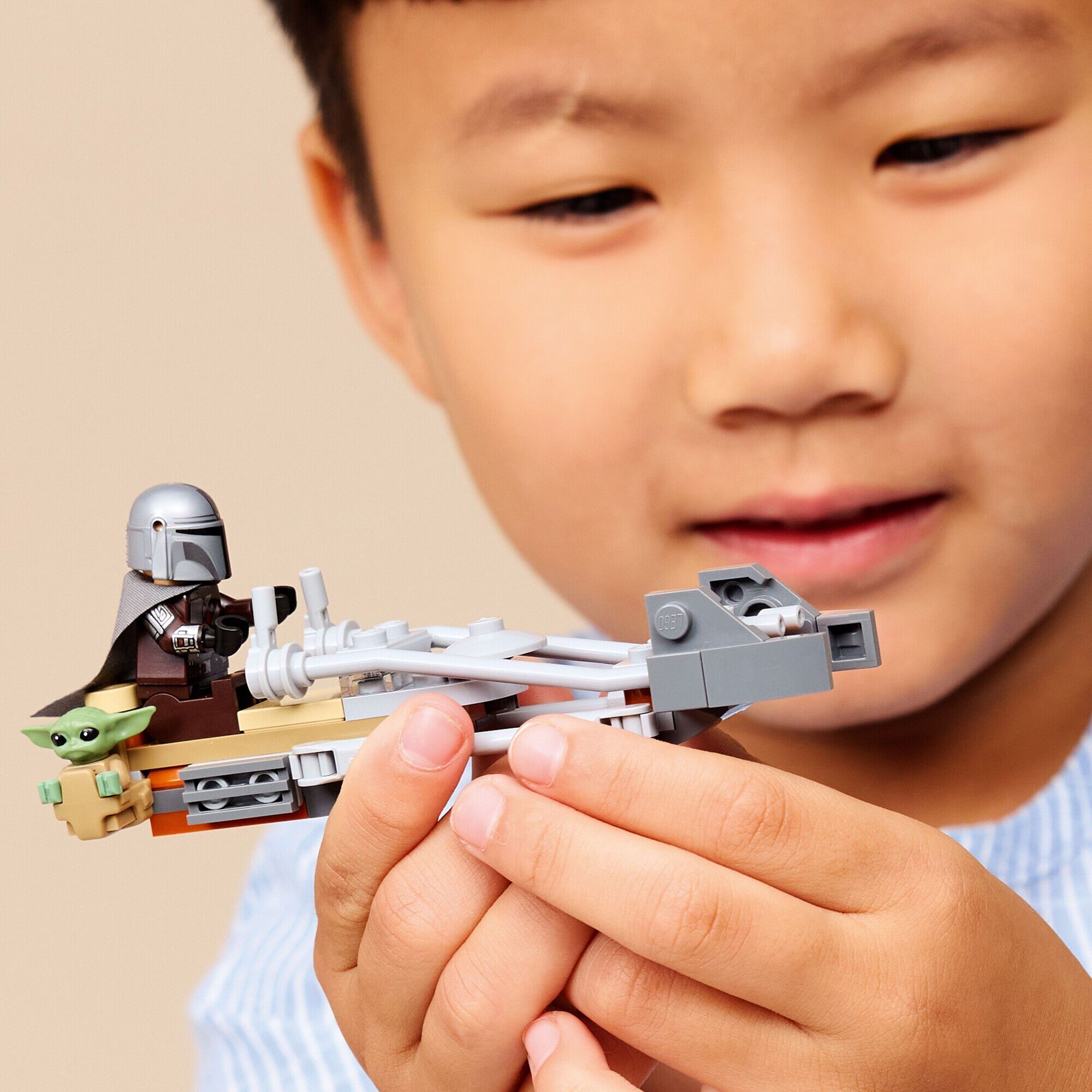Mandalorianeren og Grogus speederbike 75436