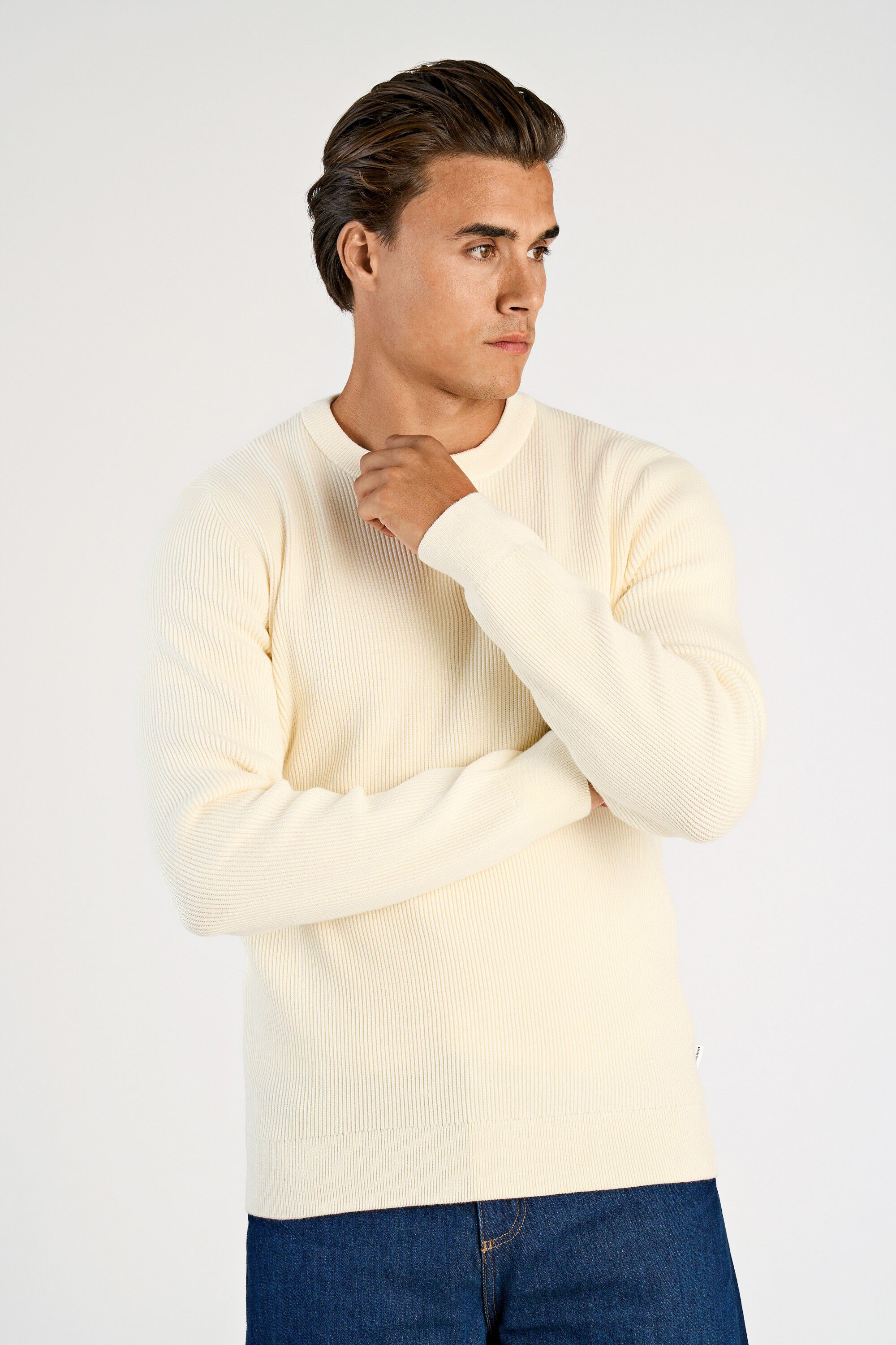 Rib knitted o-neck knit