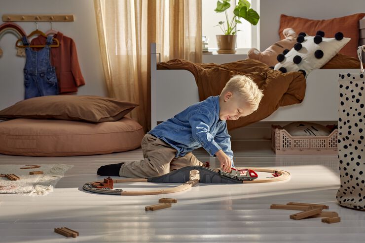 Brio Starter Travel Train Set