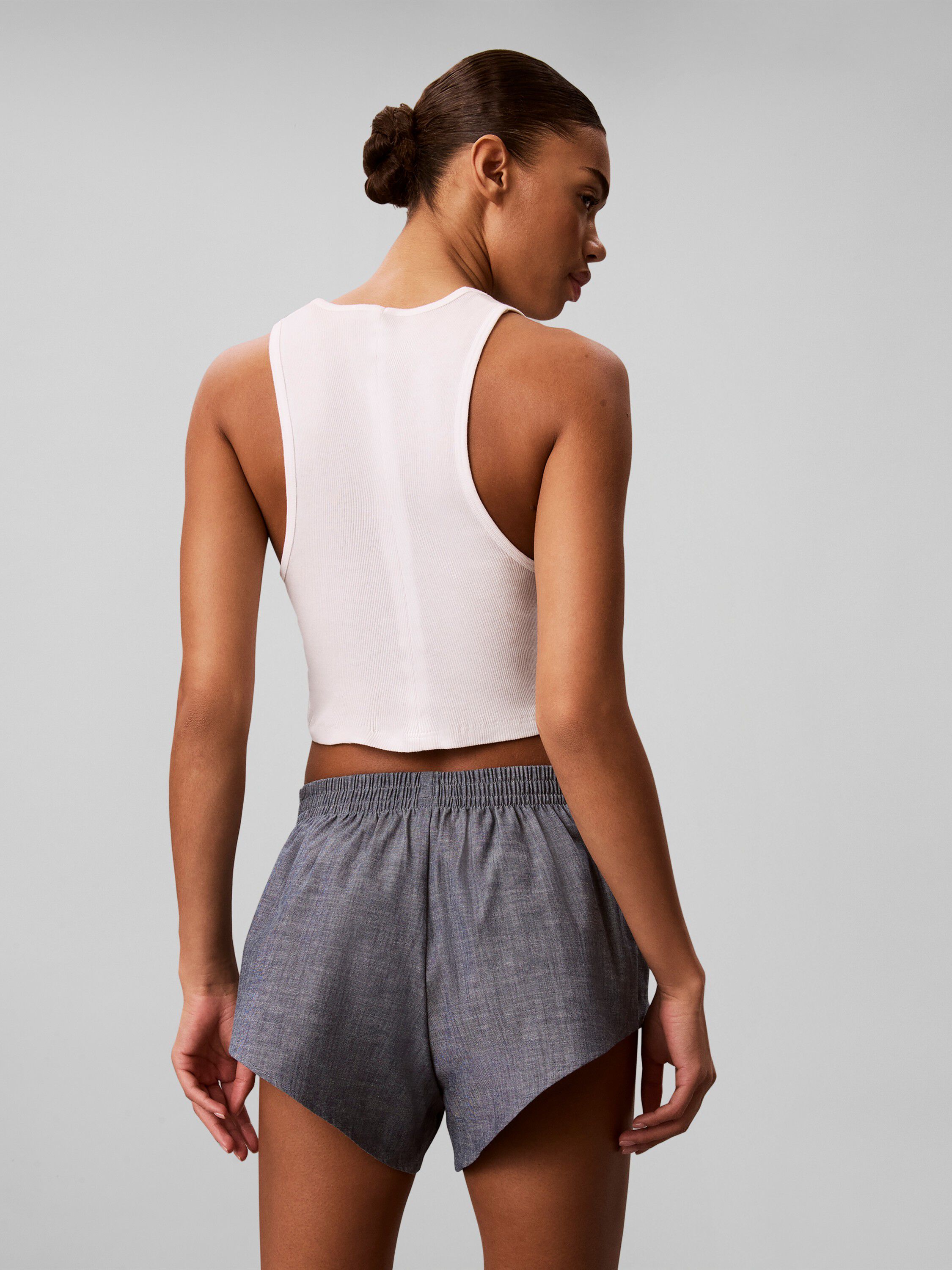 SHORT- CHAMBRAY