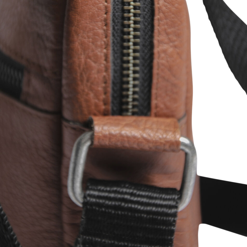 Clean Small Zip Messenger