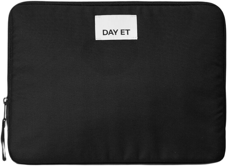 Day Gweneth RE-S Folder13