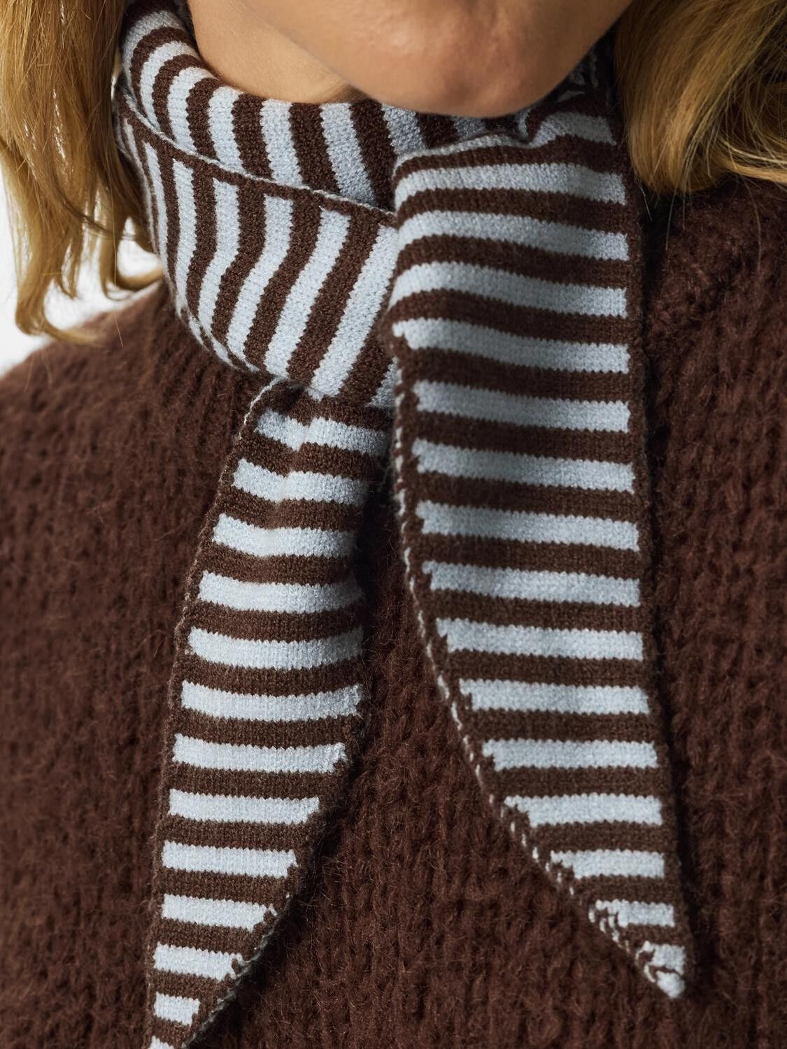 PCKOMMA TRIANGLE SCARF NOOS BC