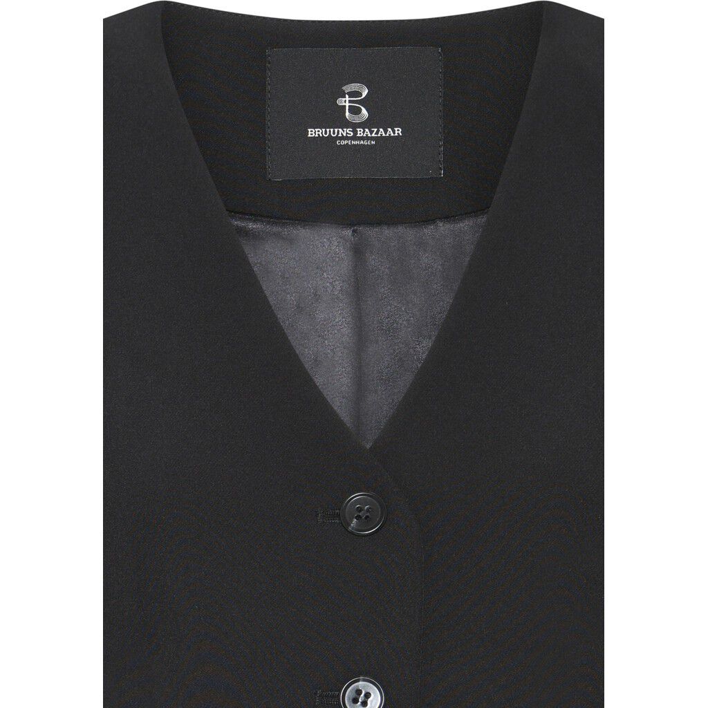 RubySusBBBielle waistcoat