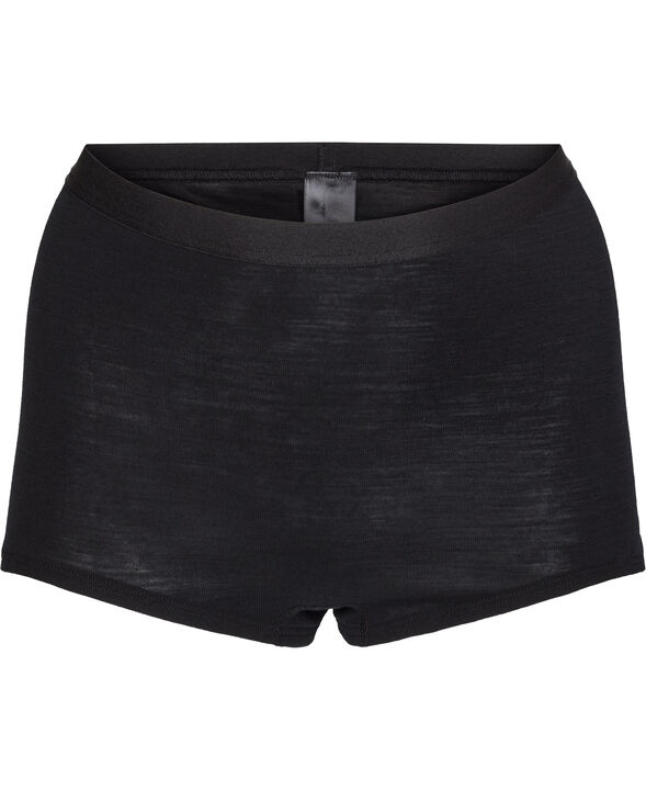 True Confidence Shorts