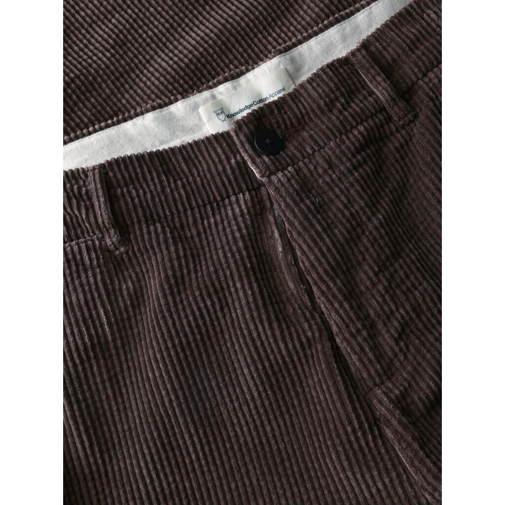 Chuck regular corduroy pants