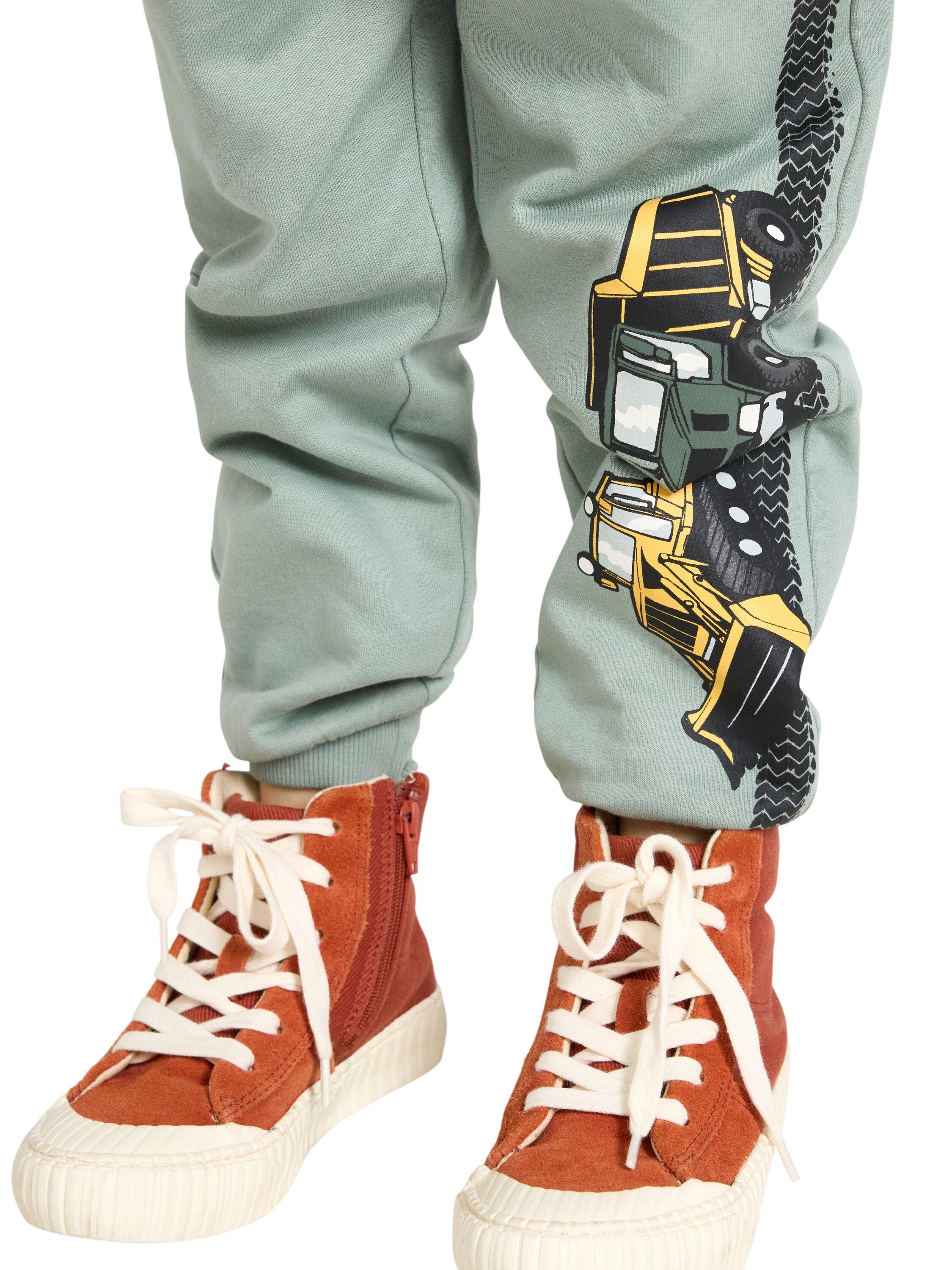 Soft and comfy joggers with brushed