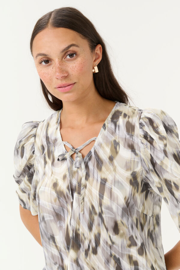KAvicki Blouse
