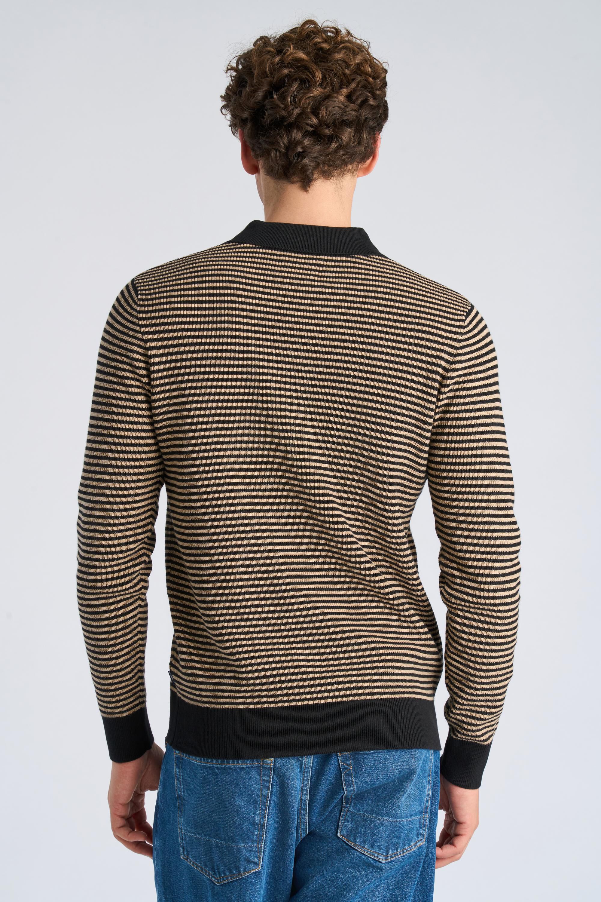 Recycled v-neck polo knit L/S