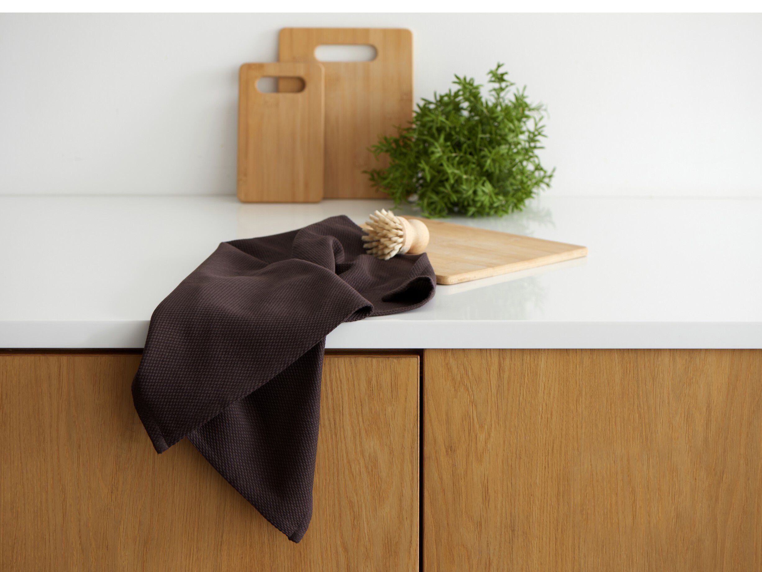 Kj&oslash;kkenh&aring;ndkle Diamond 50x70 cm Coffee Bean