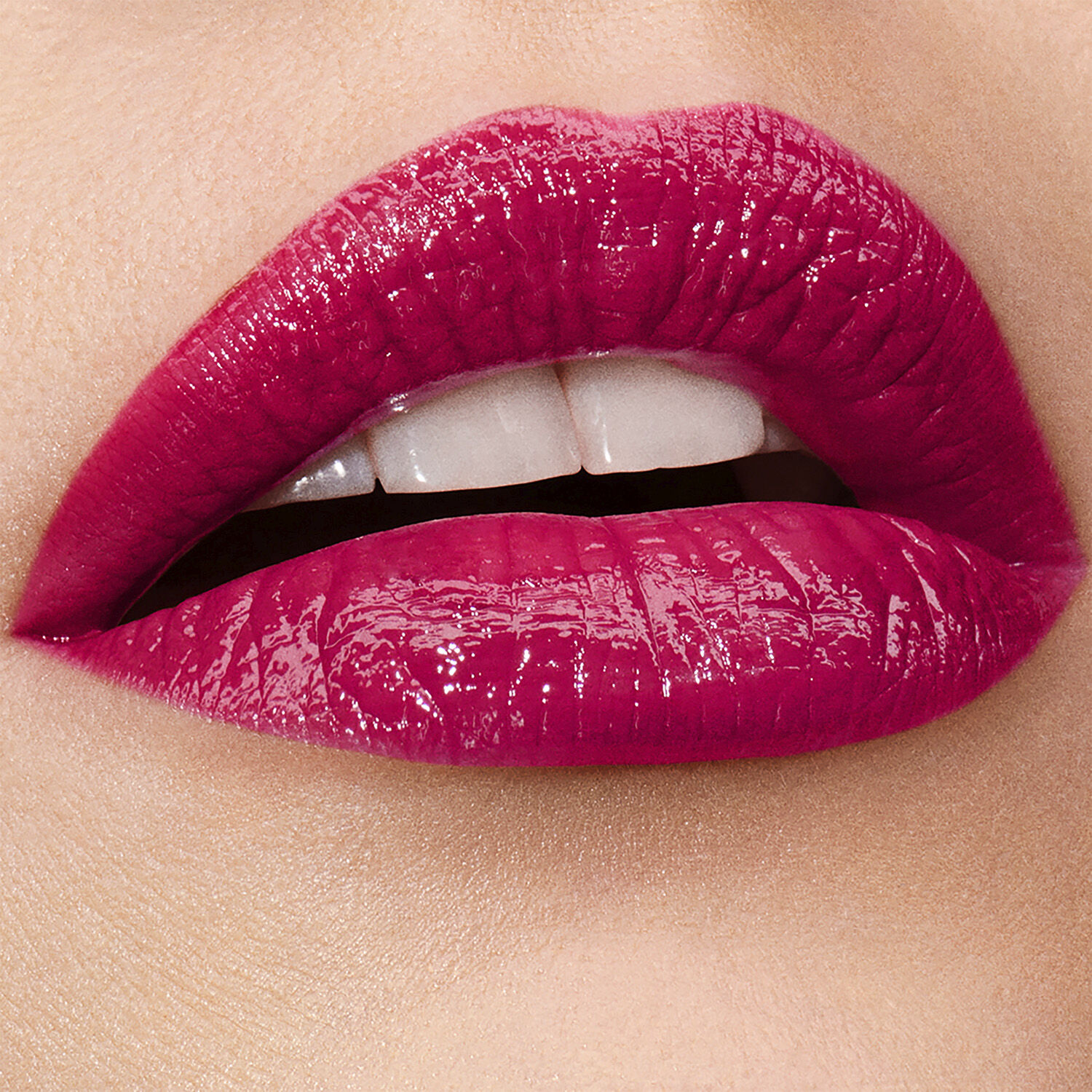 Pure Color Explicit Slick Shine Lipstick