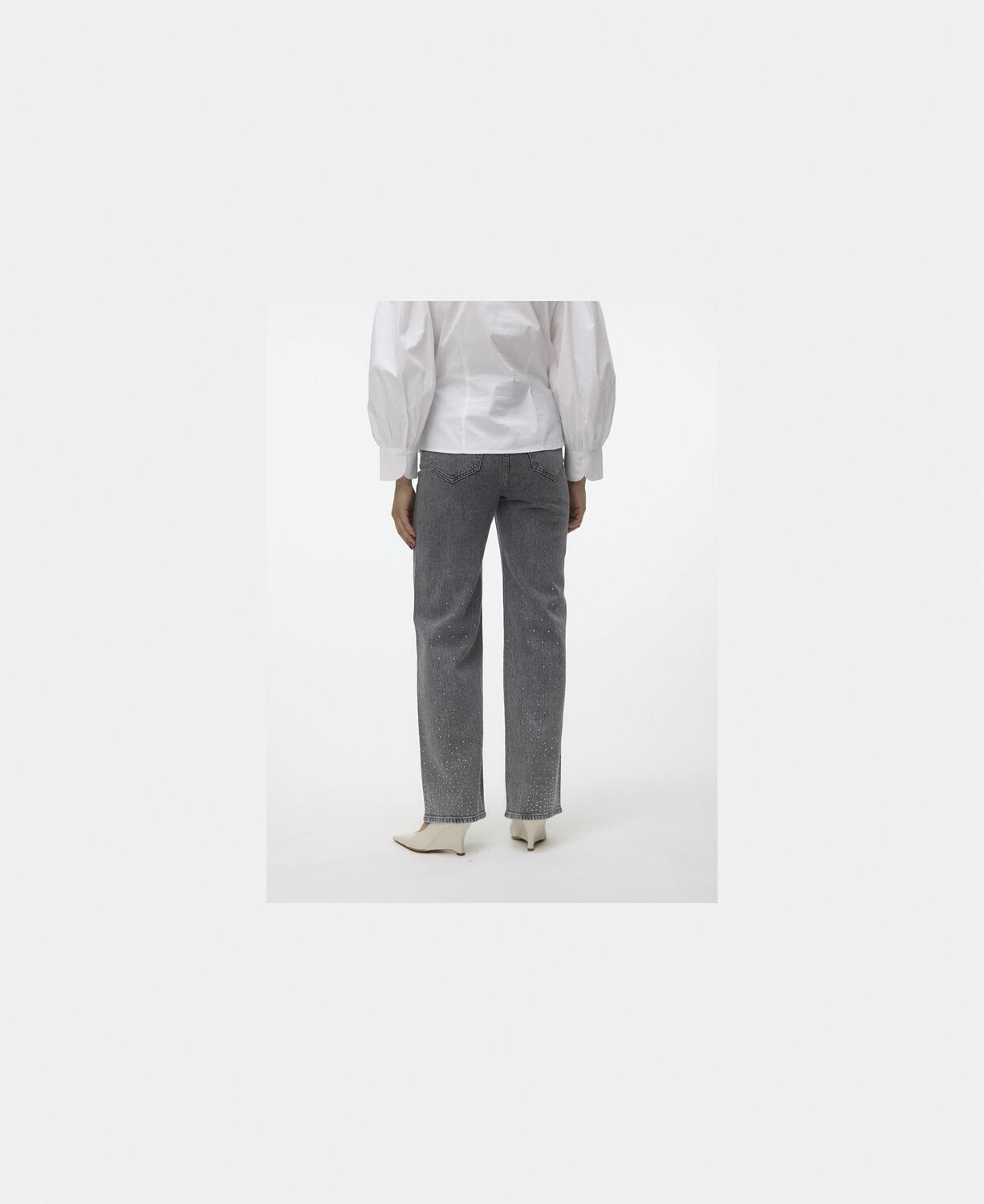 VMTESSA HR WIDE STUDS DNM JEANS RA2