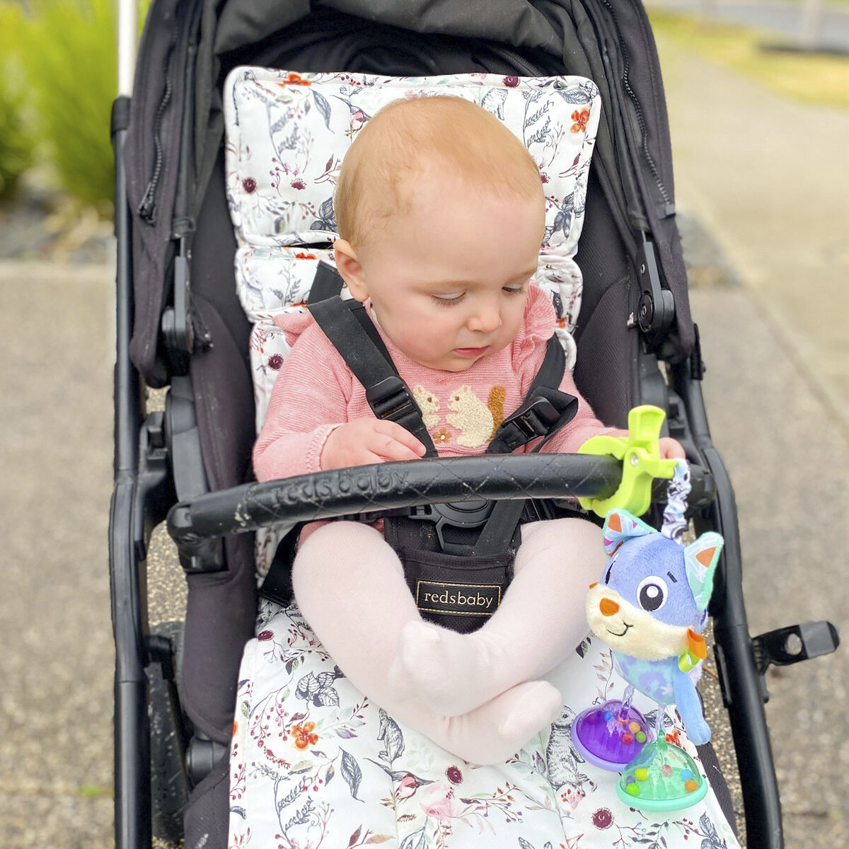 Dingly Dangly oph&aelig;ng, R&aelig;v