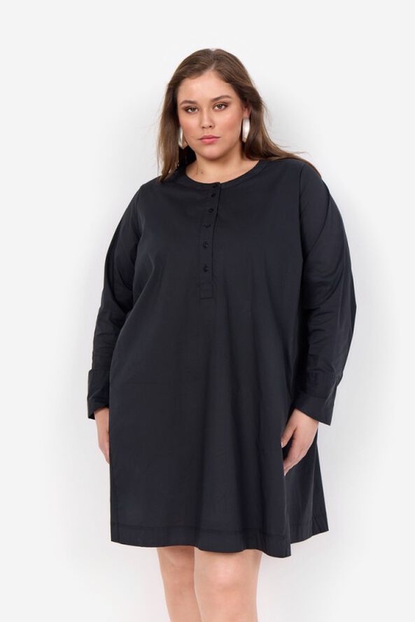 Curvy WA-SAGA 13 Kjole Sort