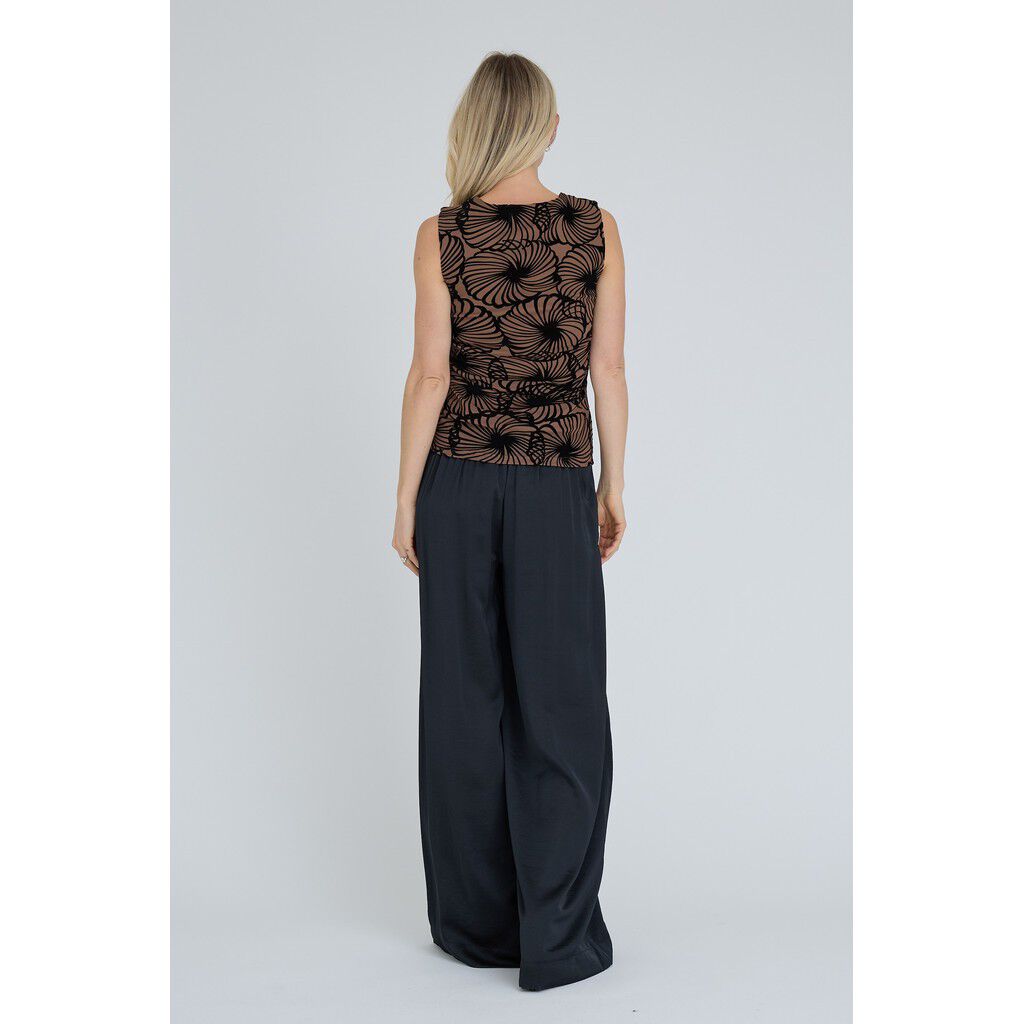 Claudine top