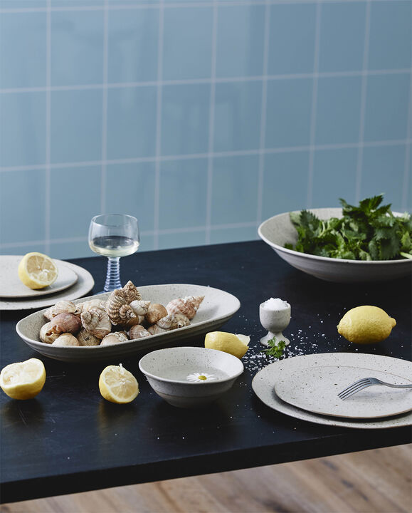 GRAINY plate, S, sand