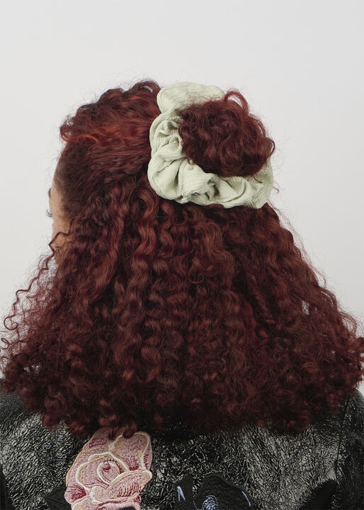 Ea Zig-Zag Scrunchie