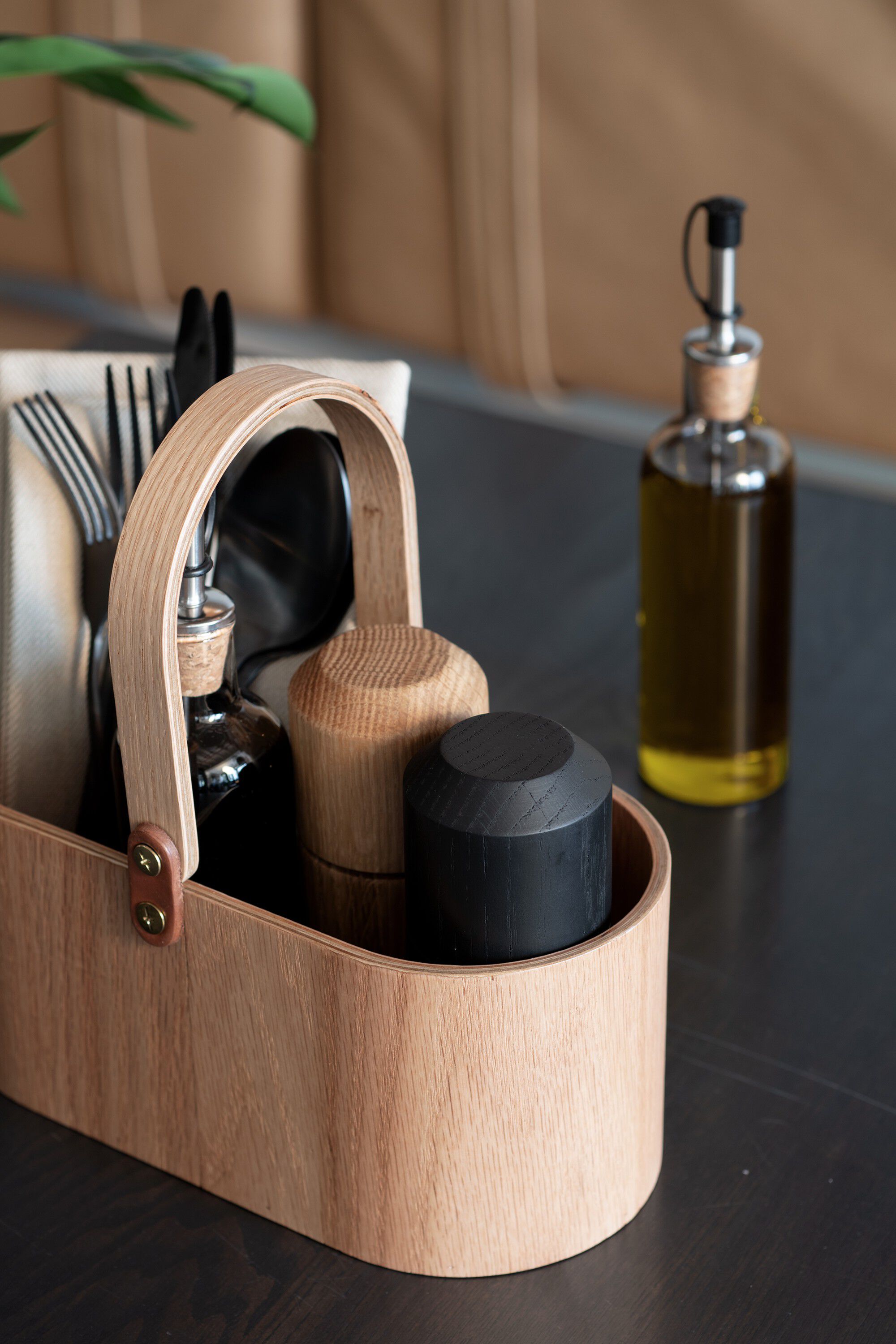 Wood Tray Caddy, Oak, 12x23x10 cm