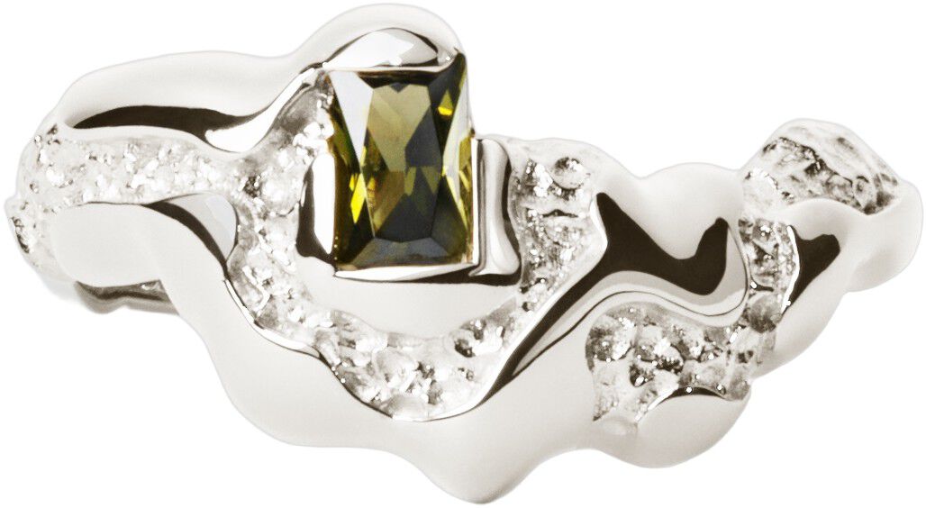 Medium Contrast Ring