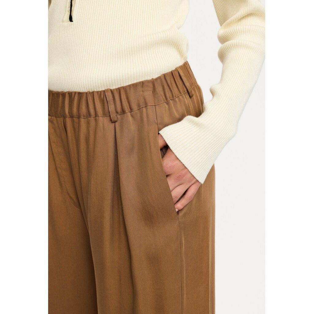 SRStormy Midwaist Wide Pant