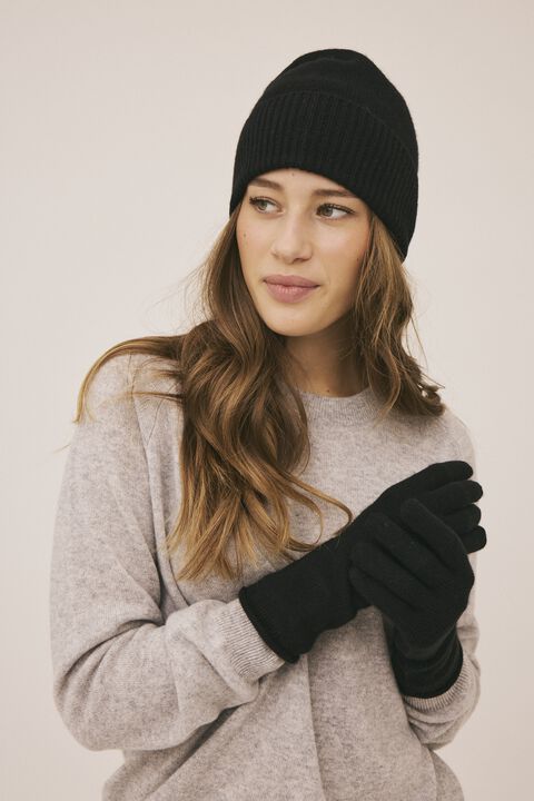 Karrie 16 - 100% Cashmere