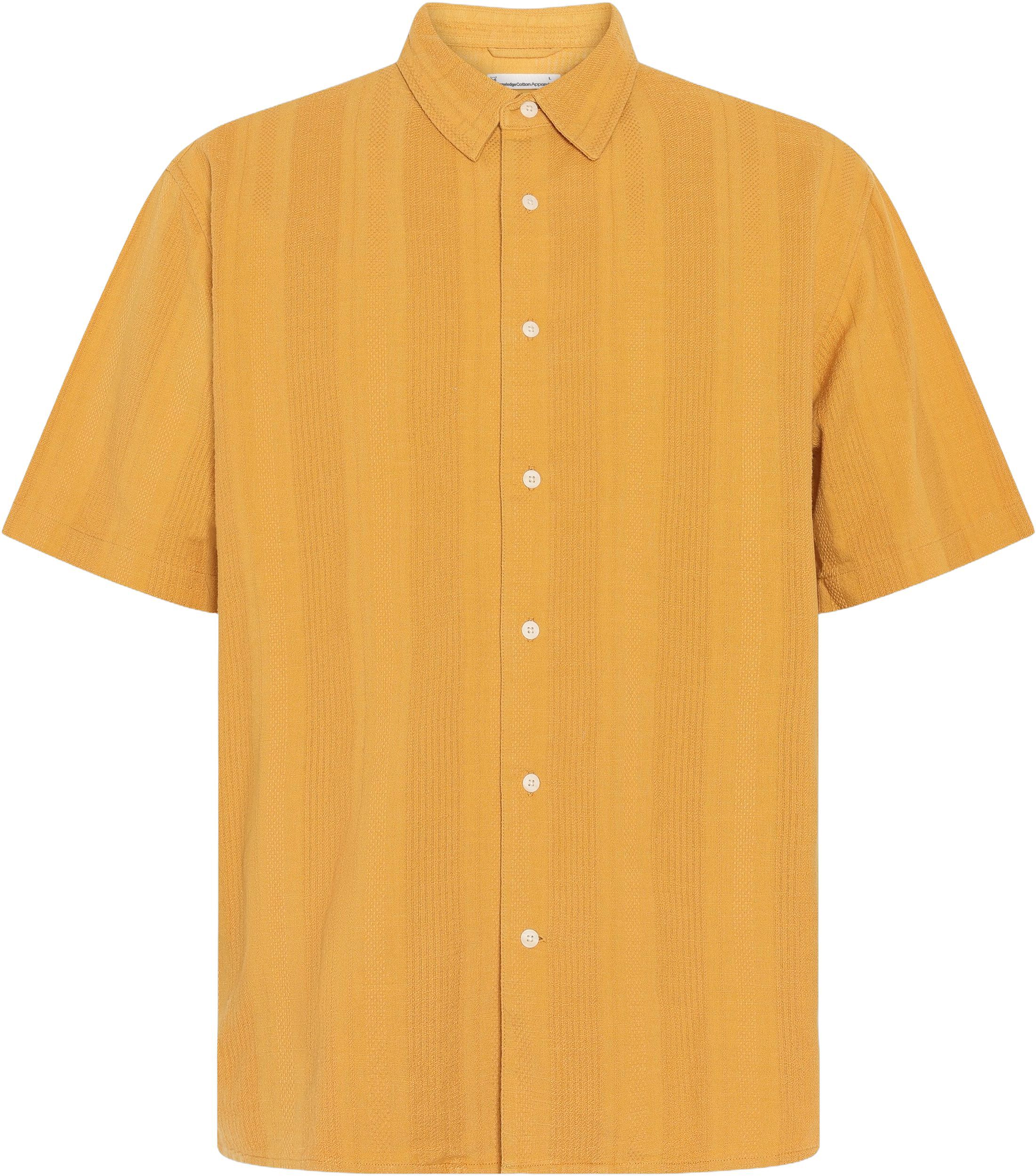 Relaxed structure short sleeve shirt